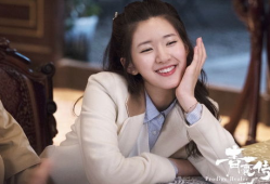 青囊传电视剧,神秘医术传承，揭秘古代医道传奇