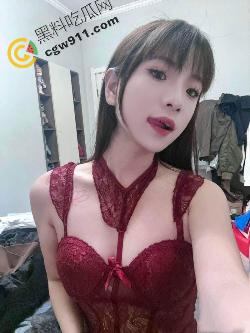 深圳女神【徐娇娇】被爆不雅视频，骚穴遭大鸡巴暴力抽插，淫荡胃口大开，荡妇行为引争议-1