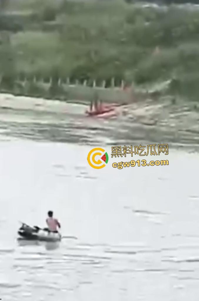 广西桂平16岁少女【龙柯羽】跳江自杀！只因和禽兽老师做爱，被正宫抓到还威胁人身安全！-6