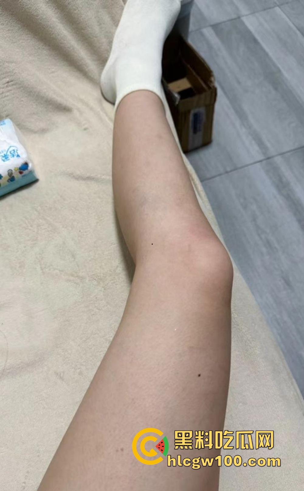 长沙女主播『冯洛涵』可纯可欲可调情 线上钓金主线下上门服务为钱疯狂  千里送逼秀腰臀技术！-22