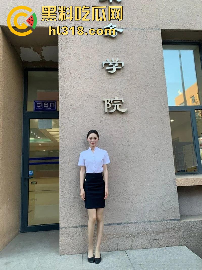 中国民航大学乘务学院，女神【李秋苑】极品身材大长腿尤物，上学期间被土豪包养，性爱视频流出！-2
