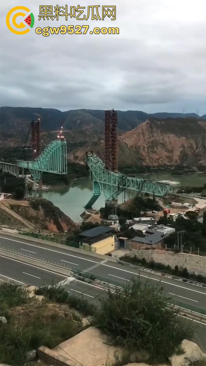 川青铁路青海段尖扎黄河特大桥，发生施工绳索断裂事故，已造成7人遇难9人失联，救援工作正在开展-8