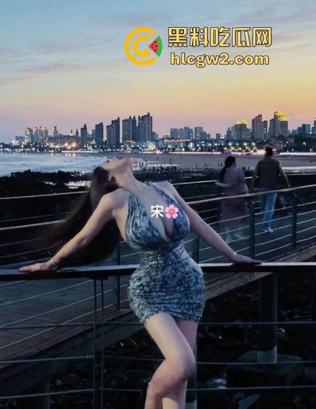 自以为是公主，其实只是宠物！巨乳网红【小小翠翠花】与榜一大哥1对1被玩腻后惨遭曝光！独家曝光！-4