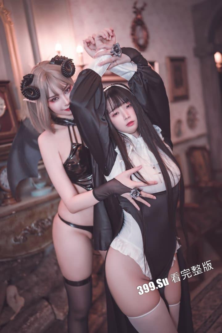 推特福利姬「落落Raku」cos极致的骚女仆 自慰户外露出  和小姐妹互相成就 被金主乖乖调教（70P私拍+40V福利视频合集）-20