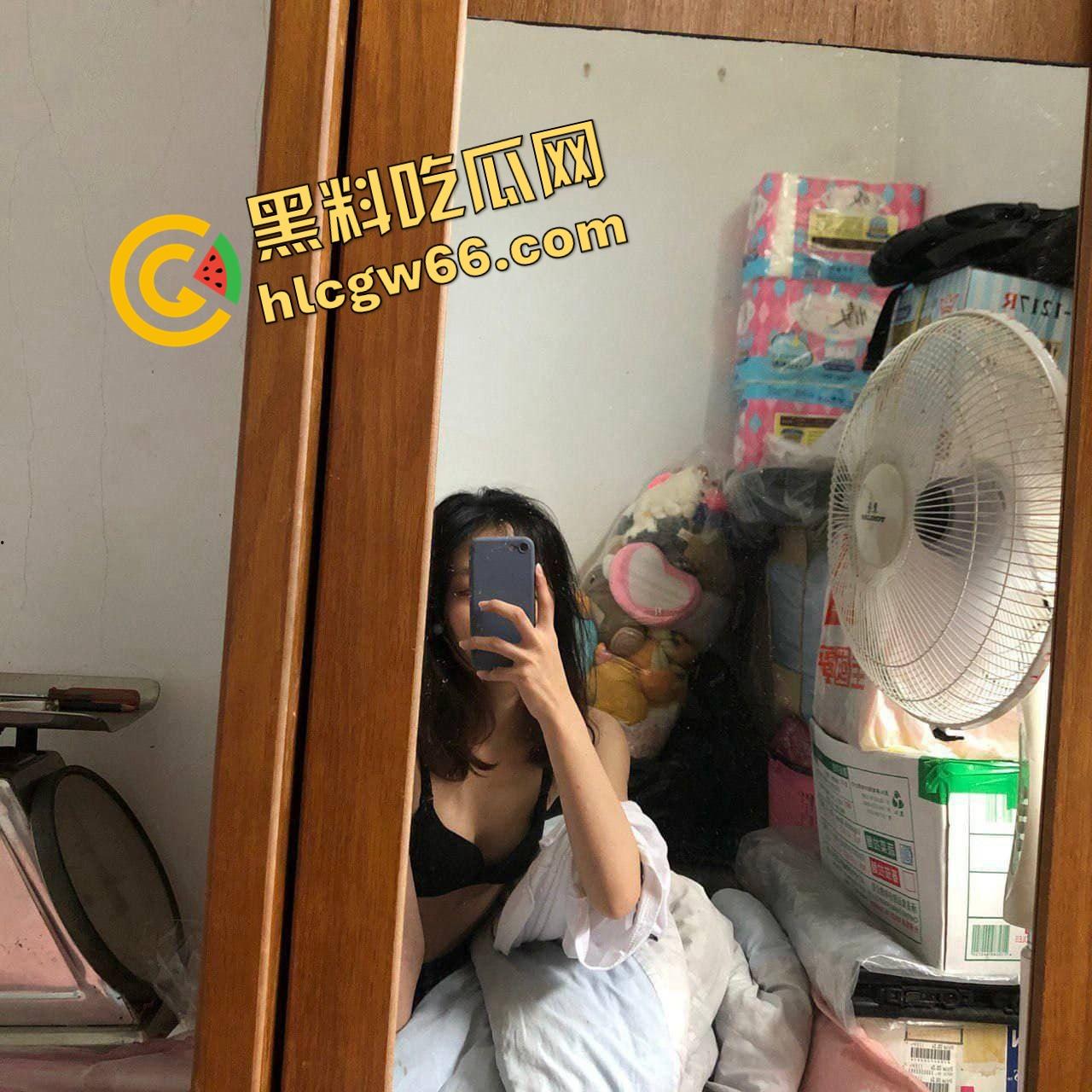 湖南长沙美术学院校花『范琳琳』被渣男爆出啪啪全片，反差骚穴被干到翻白眼，这也太会叫了！-1