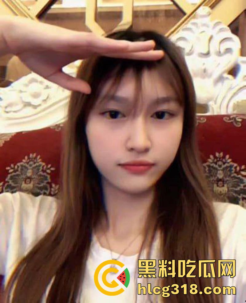 馒头逼才是穴中主食！长沙理工【刘思汝】，极品粉嫩馒头逼尤物，被土豪包养操到受不了，直接跑路被曝光！-2