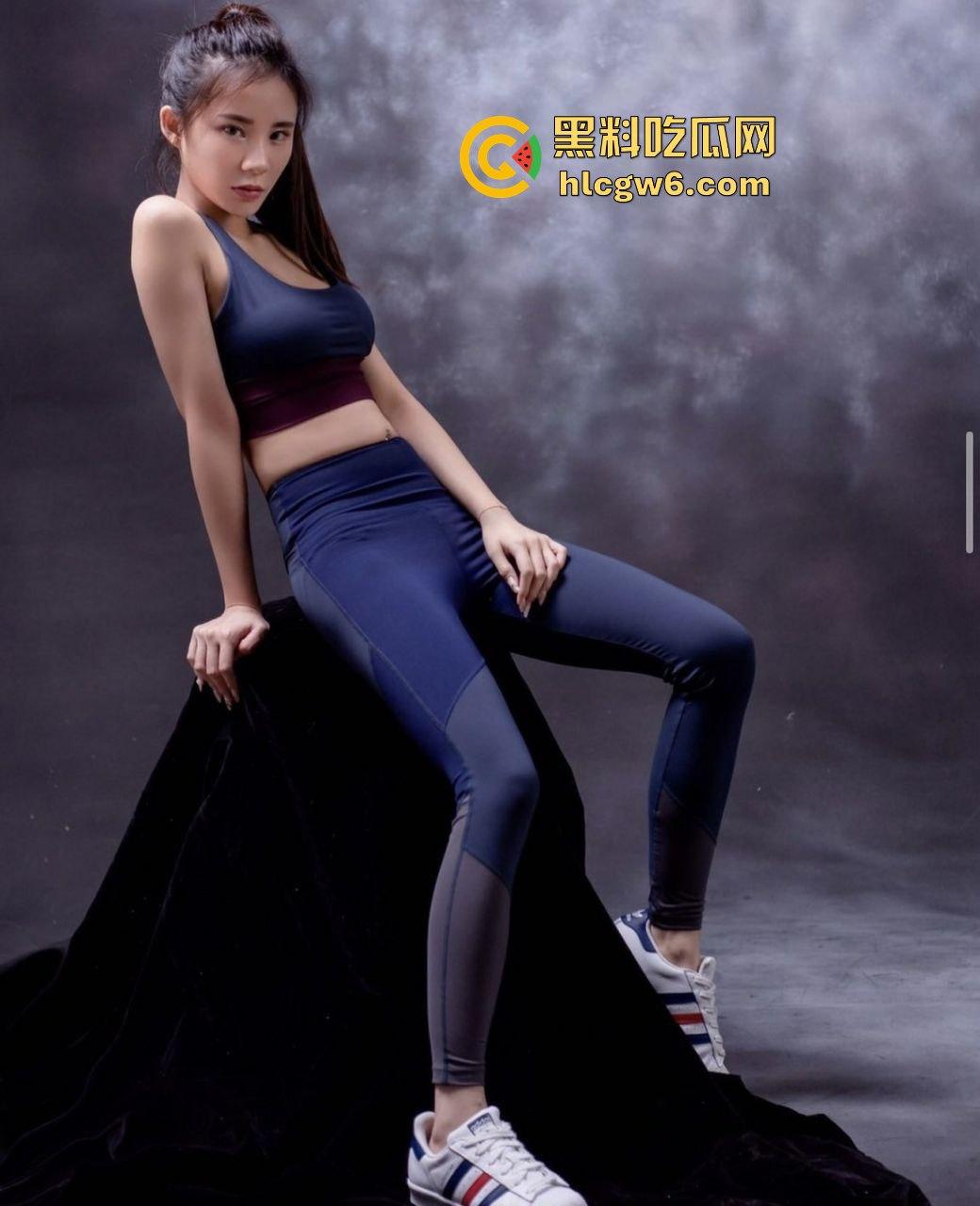 台湾钢管舞骚老师【李冰】收学费教舞还抢男友，钢管柔韧变成她骑鸡巴的资本！-26