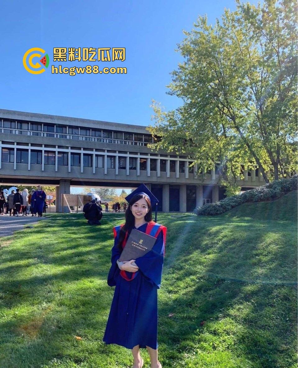 加拿大留学生【李天宜】 微博梨【甜姨】 颜值超高的小母狗无套内射 小男友曝光大量照片视频流出！-22