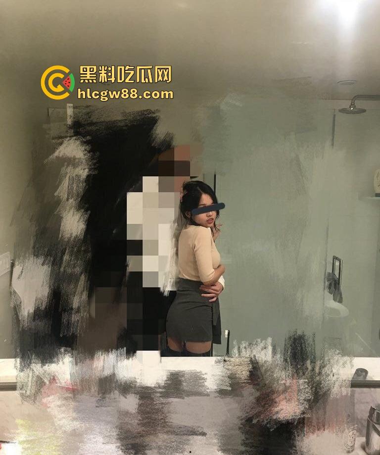 加拿大留学生【李天宜】 微博梨【甜姨】 颜值超高的小母狗无套内射 小男友曝光大量照片视频流出！-24