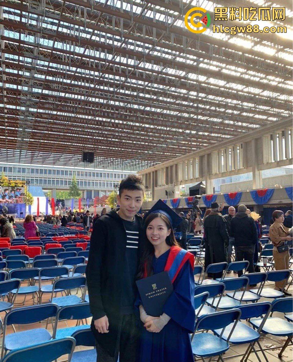 加拿大留学生【李天宜】 微博梨【甜姨】 颜值超高的小母狗无套内射 小男友曝光大量照片视频流出！-25