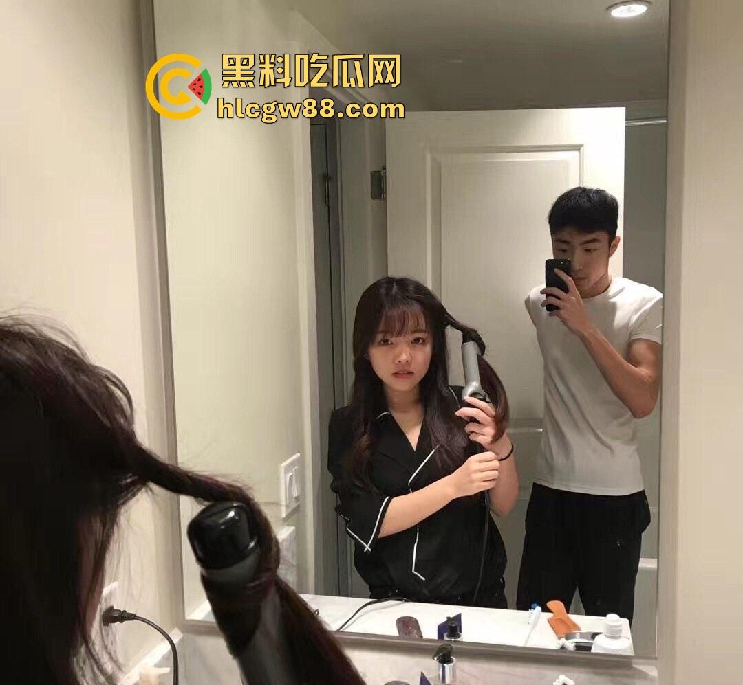 加拿大留学生【李天宜】 微博梨【甜姨】 颜值超高的小母狗无套内射 小男友曝光大量照片视频流出！-31