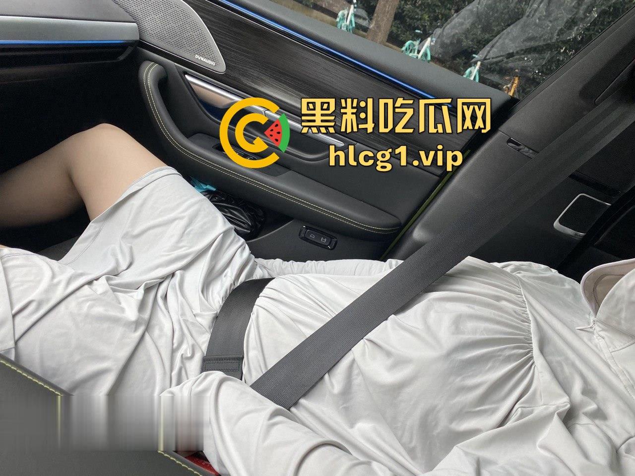 体制内的升迁捷径？水利局贾丹萍为上位甘当小三，私下伺候领导尺度惊人！-4