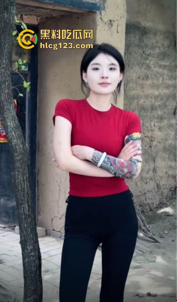 抖音200万粉网红「轩姨」激情视频被前男友曝光！水手服女上位！-5