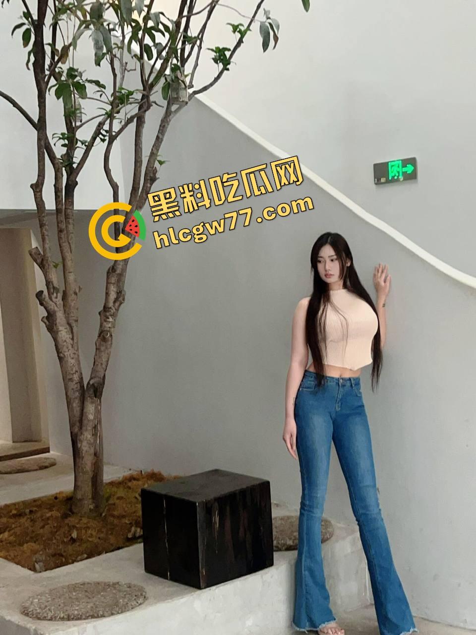 群友嫖完不给钱专挑奶子大的玩 160日了爽翻还想跑路？你当自己是啥 开完坦克还想跑！-6