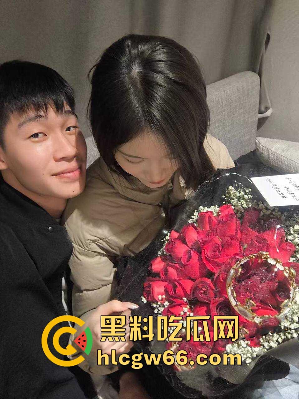 广东梅州市五华县大屌体育生同时劈腿多人并遭多位女友同时曝光 看见这个屌就知道他为什么有这么多女友！-5