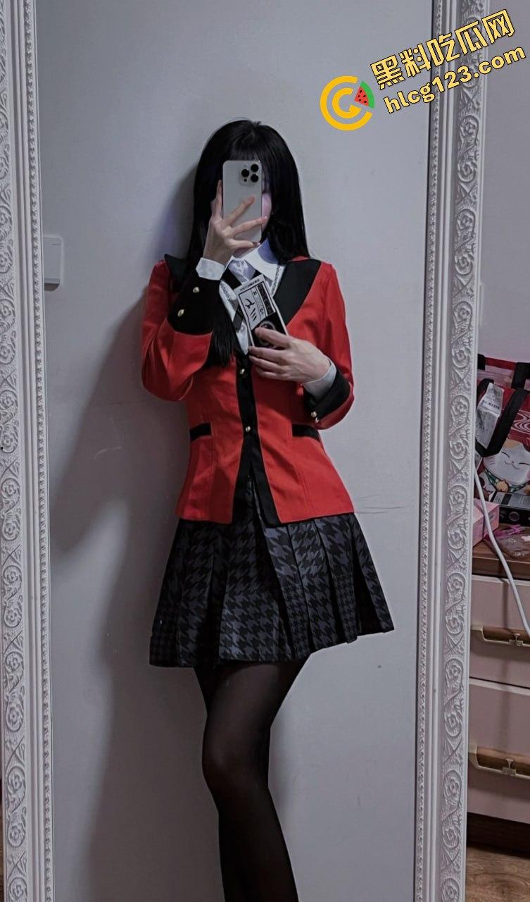 9月嫩模『奶瓶』私拍福利全网独家！00后美女颜值在线，小穴嫩得不行，白嫩屁股配小雷太绝了！-55