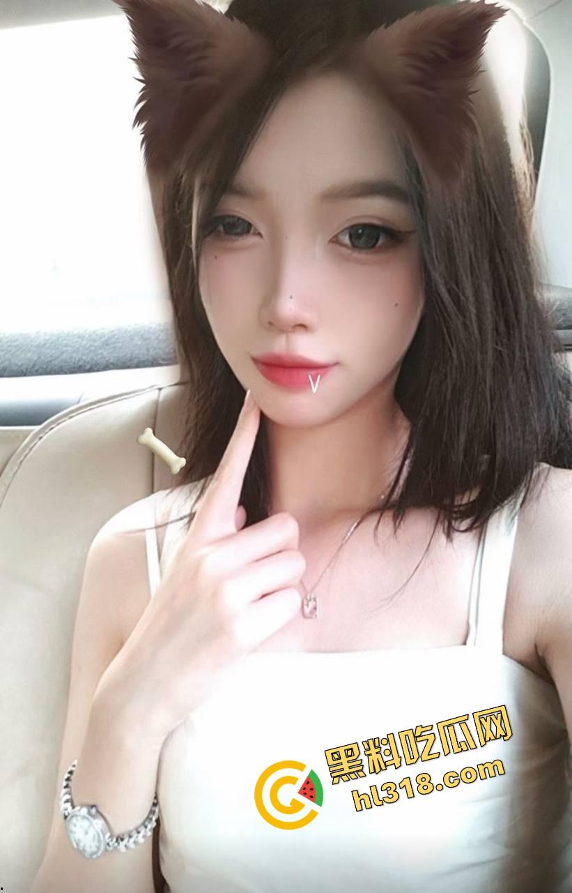 全新肾保健套餐曝光，全裸趴床任摸奶，揉奶撸屌一气呵成，花式服务直接把你榨干射完还想再来一发！-7