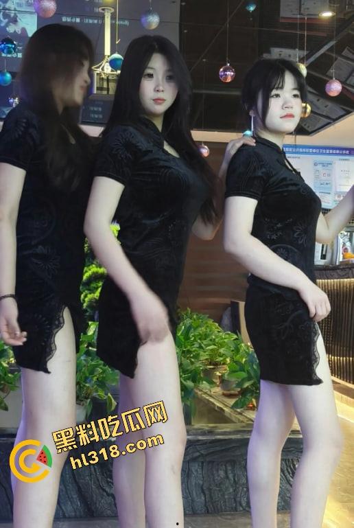 全新肾保健套餐曝光，全裸趴床任摸奶，揉奶撸屌一气呵成，花式服务直接把你榨干射完还想再来一发！-9