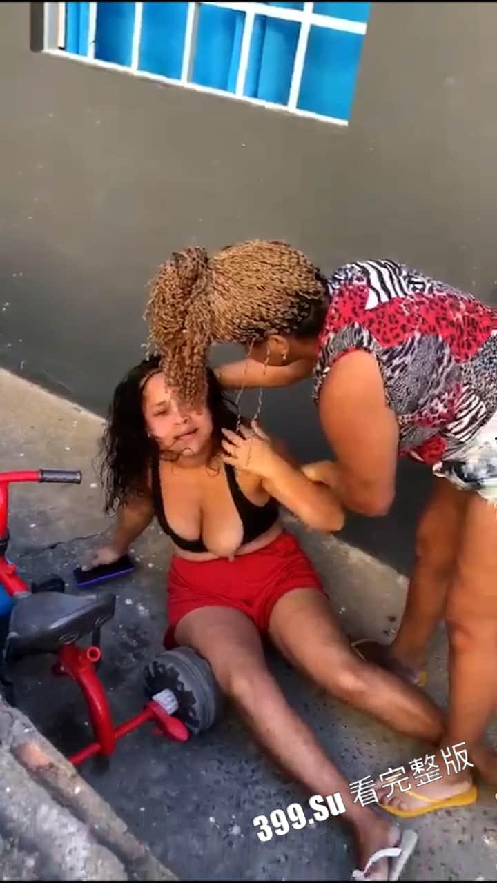 仙女打架篇  全员武行 极限拉扯 不过为什么都能把胸给打出来-6