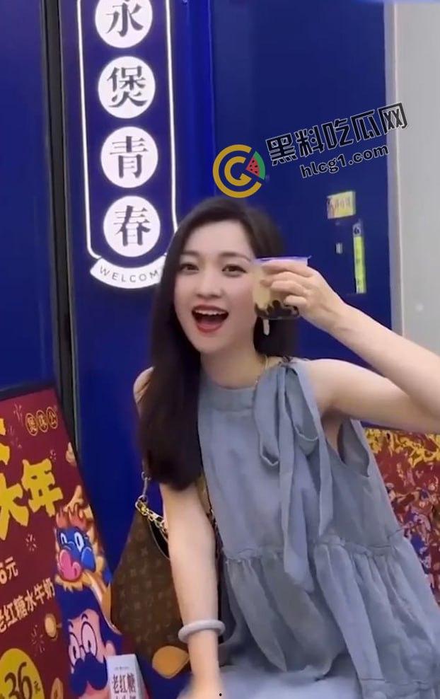 京爷豪掷30万买小米SU7 只为操极品长腿辣妹人妻女销售 无套内射视频曝光！-4