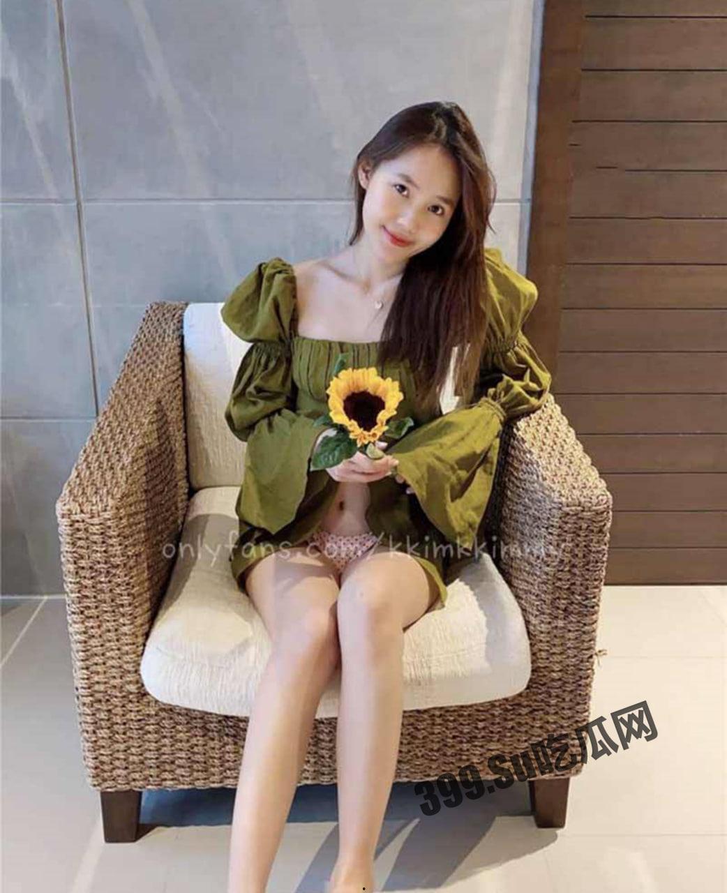 推特 Onlyfans 孙倩 KKIMKKIMMY 顶级嫩模   土豪私拍   口交啪啪-1