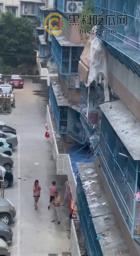 汕头金平镇惊天巨响!居民楼突发惨烈事故,现场令人心碎-4