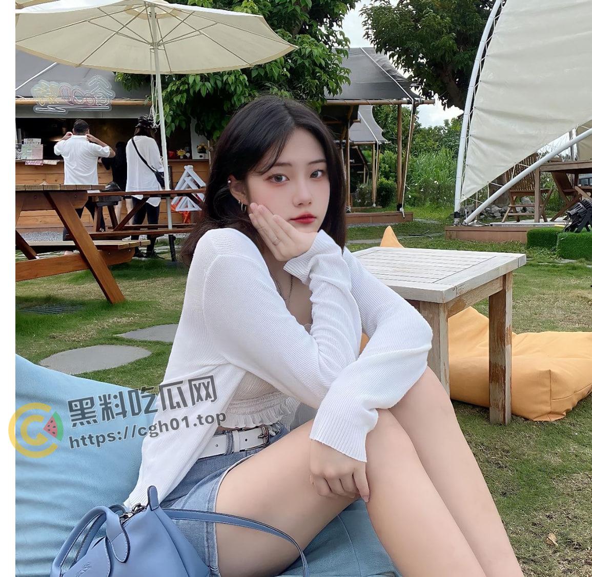 台湾台北大学生 教科书级别反差婊  御姐脸的人性飞机杯 自慰都能水多的溢出来-4