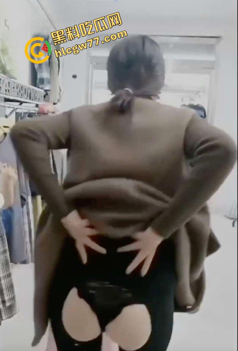 微信群变成人电影首映,长垣人妻偷情骚片误发小学班级群,撤回不及已疯传全网,全县集体吃瓜!-6