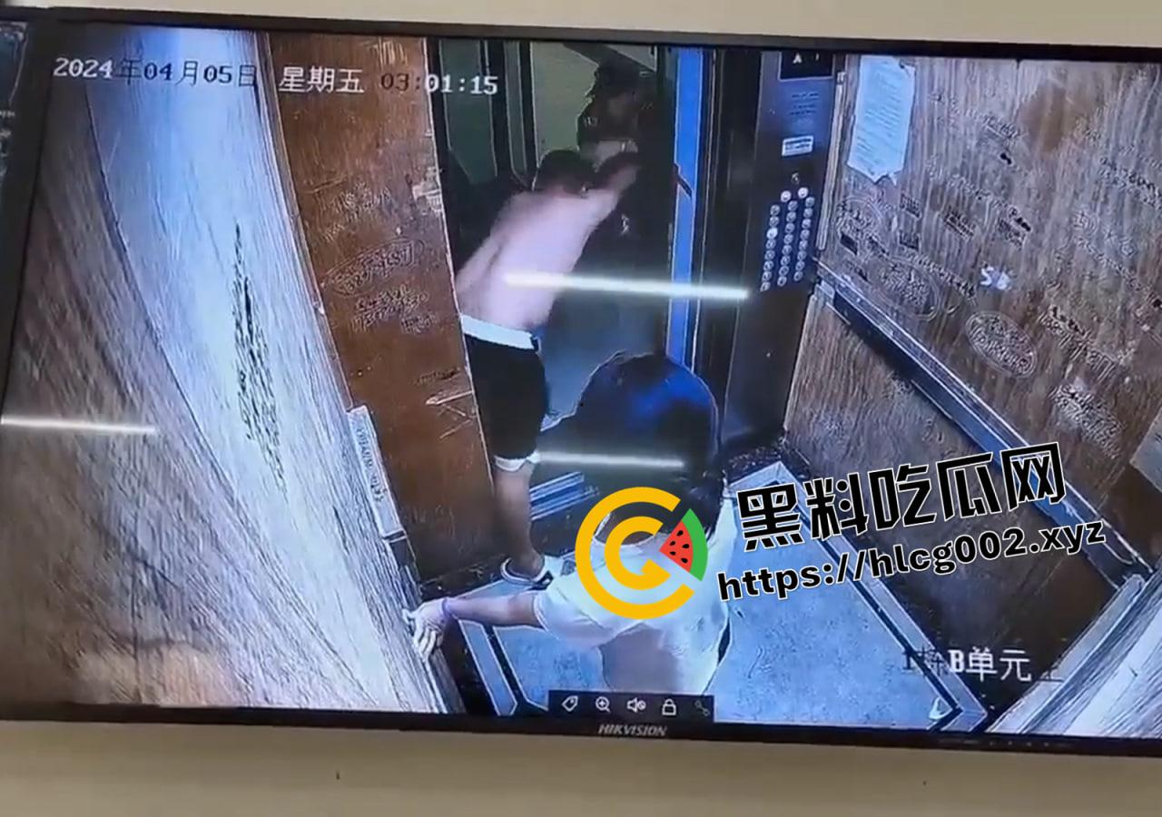 家暴合集！劲夫高光时刻 拳打脚踢 刀枪棍棒 神似武林比武现场-4