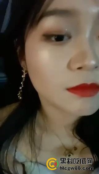 山大大二德语专业【康玟雯】清冷德语女神被炮友偷拍,烈焰红唇裹大鸡巴,小骚逼湿得一塌糊涂!-12