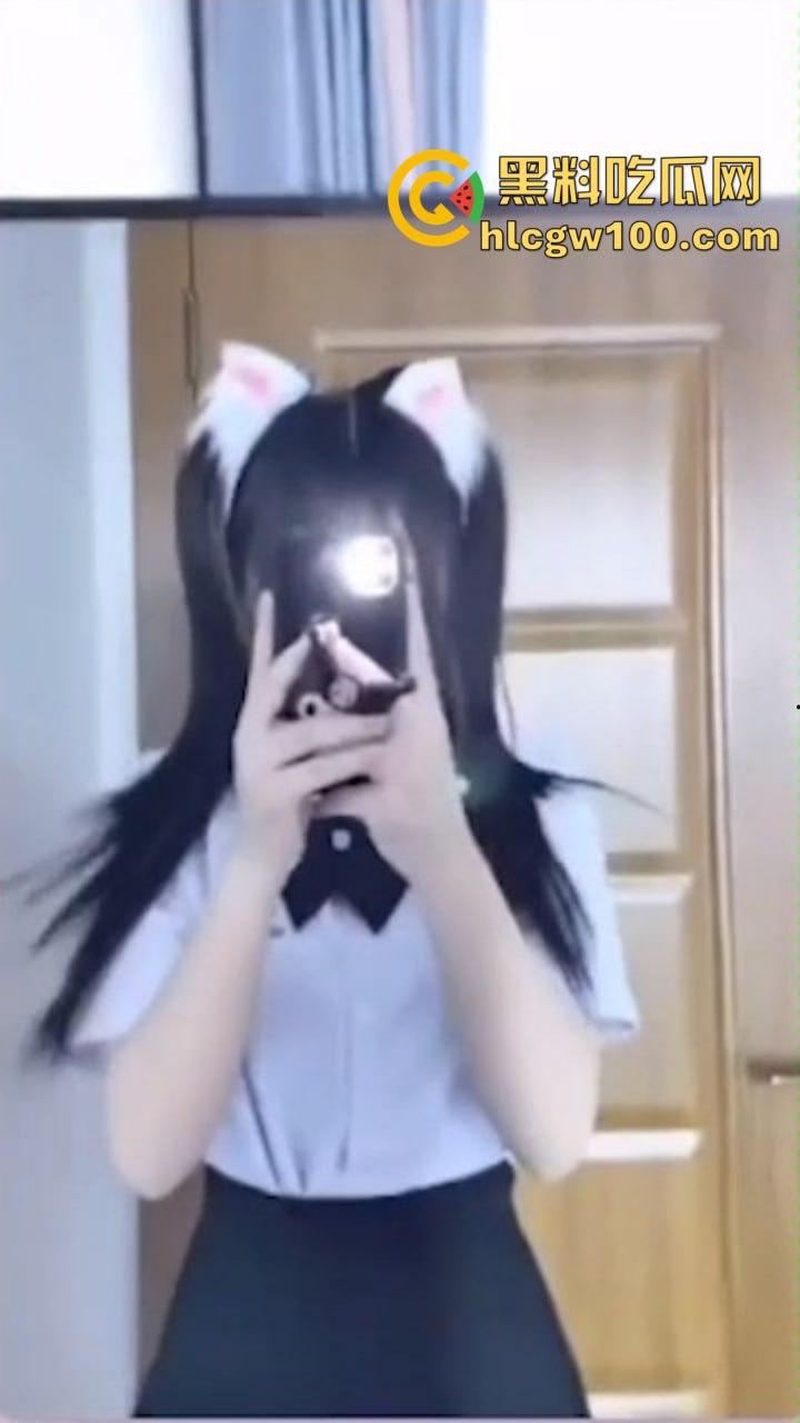 双马尾弹力腰女神来了 后入摇到全场窒息 这腰韧性堪比橡皮筋后入姿势切换丝滑  社会摇和青海摇全跪了！-5